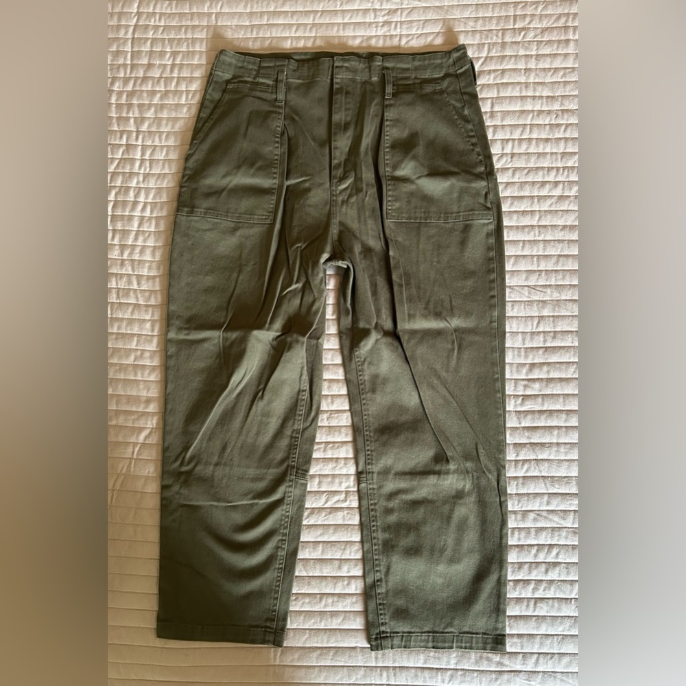 Lulu's Khaki XL Pants